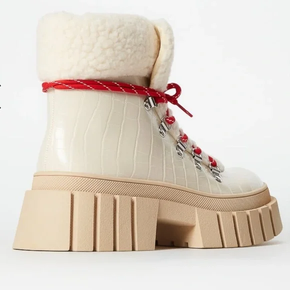 Leigh Lace-Up Bootie - Picture 3 of 8